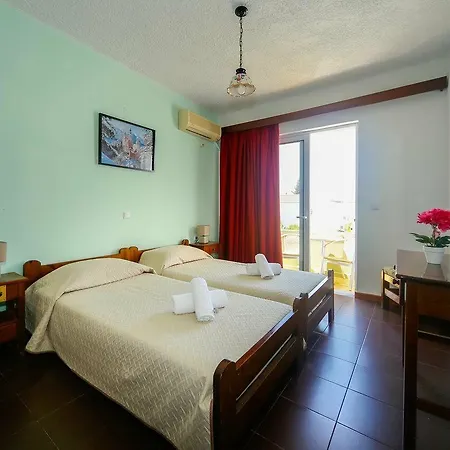 Tsambika Sun ホテル